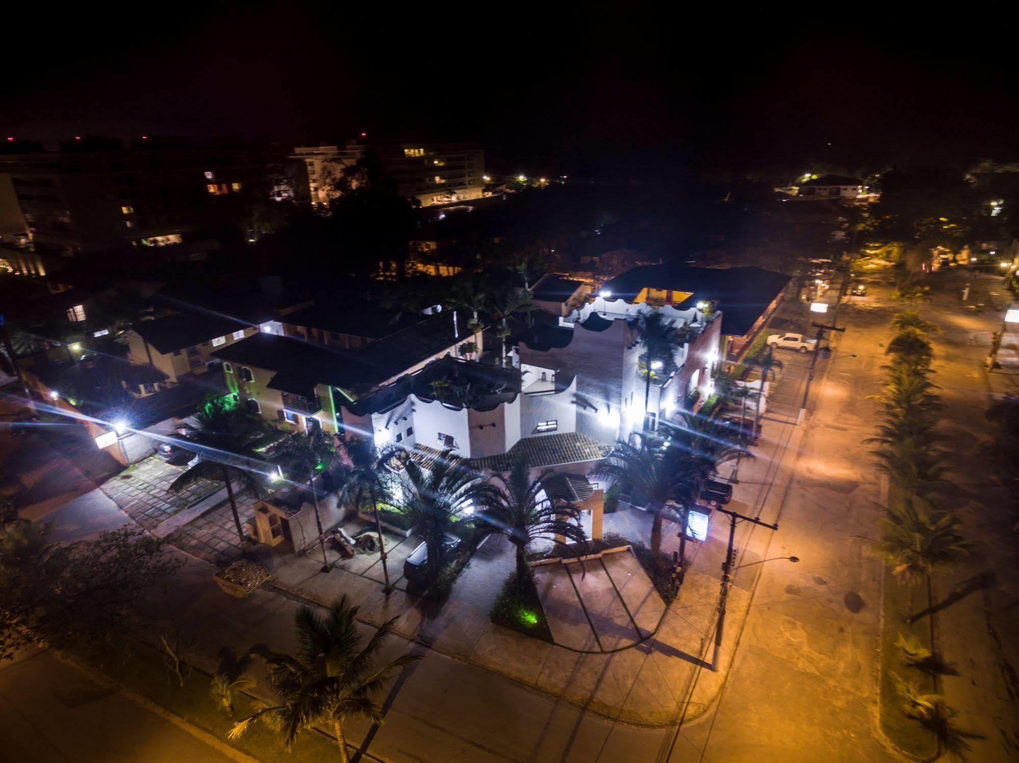 Pousada Torre Del Mar Ubatuba Buitenkant foto